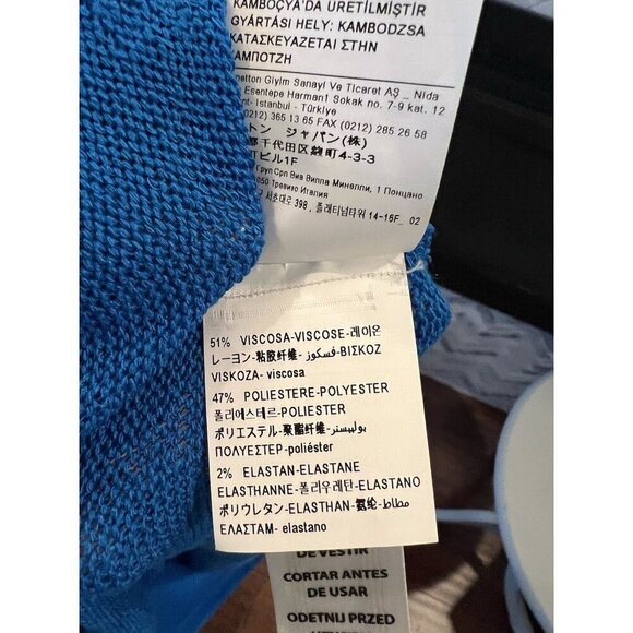 United Colors of Benetton Poncho Top Batwing One Size Fits Most Lightweight - Picture 8 of 8